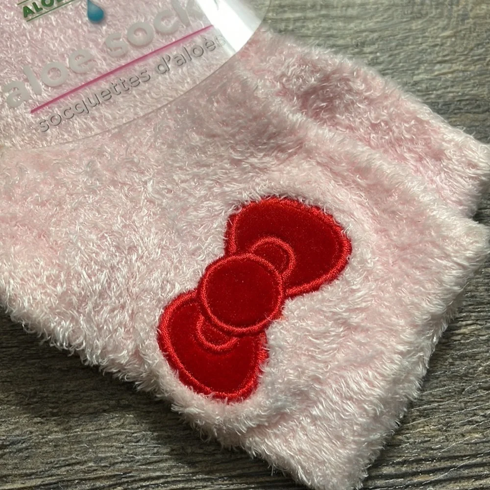 Hello Kitty socks